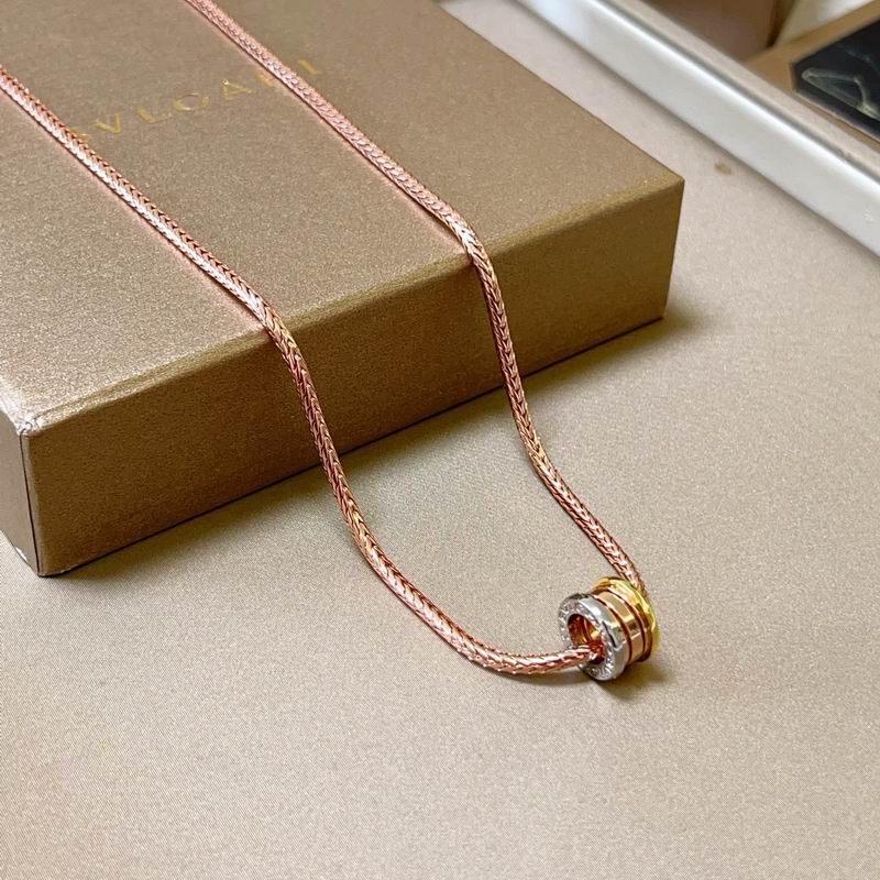 Bvlgari necklace  06yxh05